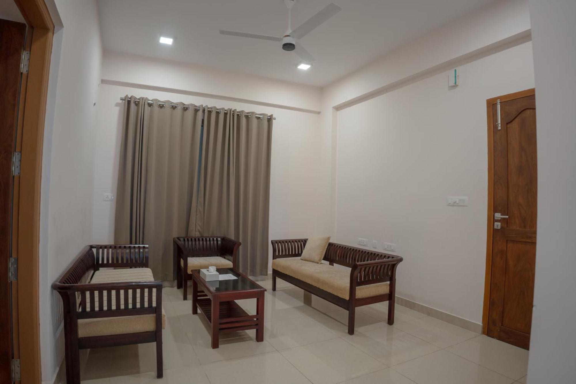 Daffodils Luxury Airport Suites Kochi Exterior foto