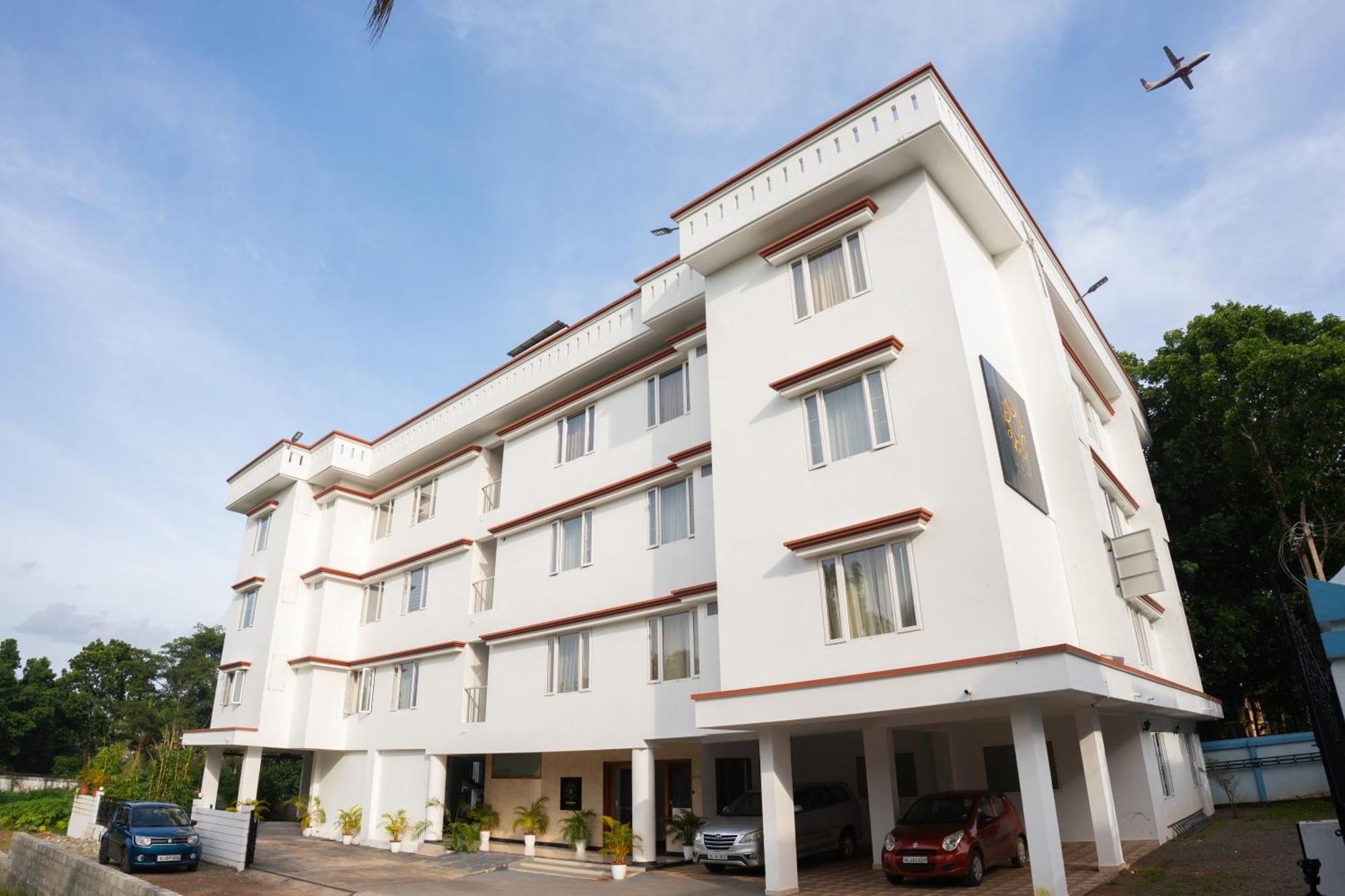 Daffodils Luxury Airport Suites Kochi Exterior foto