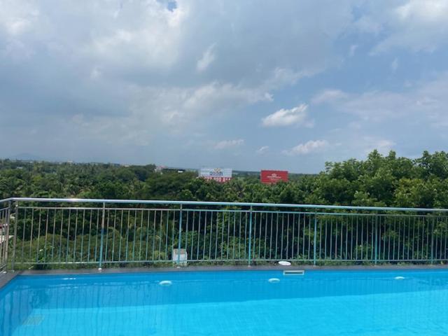 Daffodils Luxury Airport Suites Kochi Exterior foto