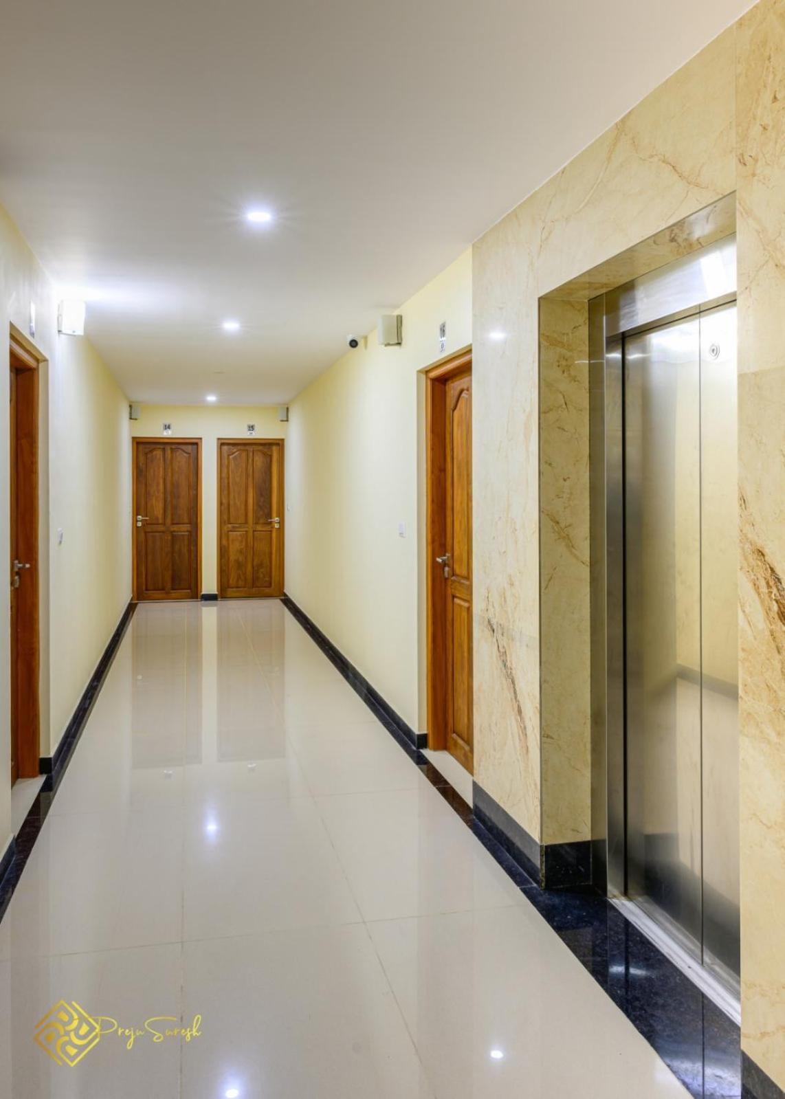 Daffodils Luxury Airport Suites Kochi Exterior foto